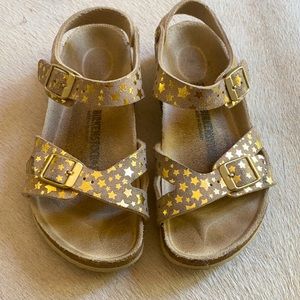 Birkenstock kids sandals size 13 US/31 EU